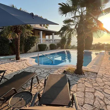 Villa Sal'egli Faiakes